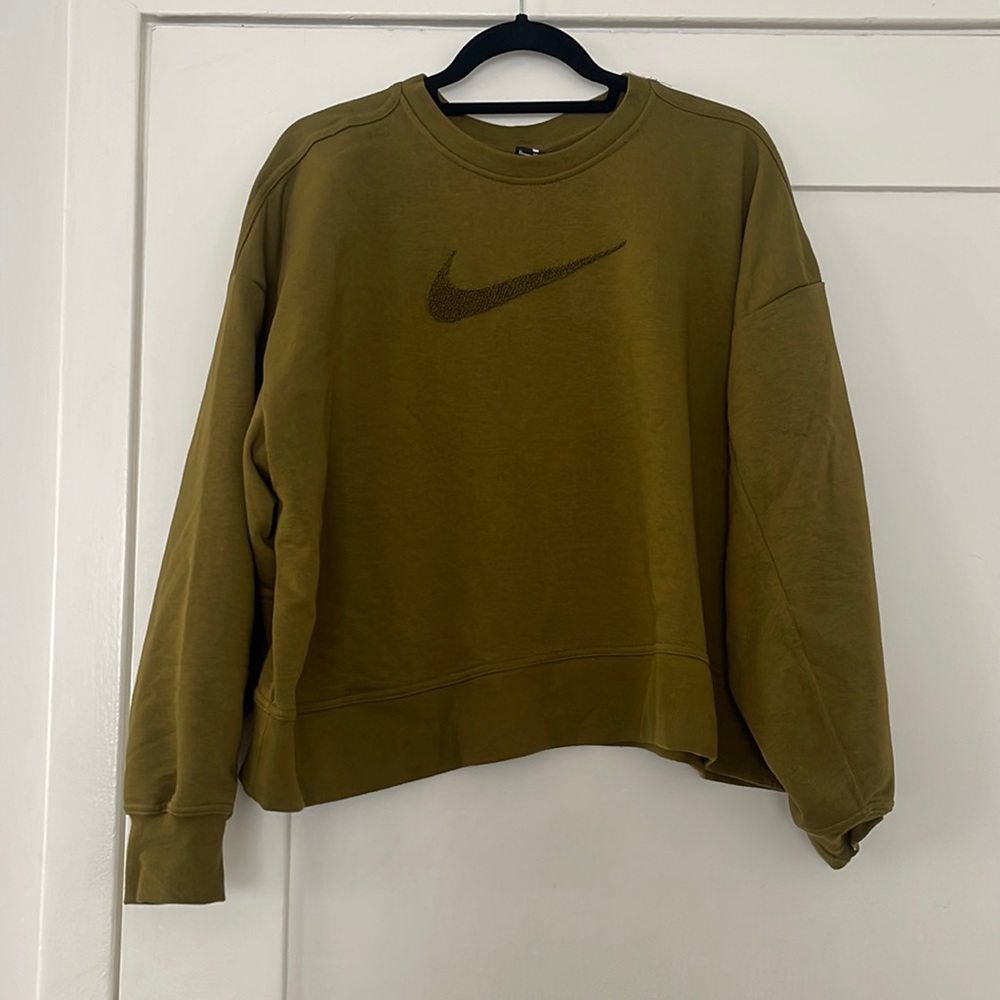 Nike sweatshirt